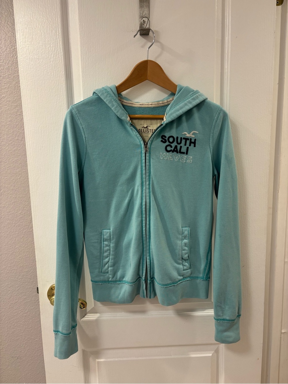 Vintage Y2K Hollister South Cali Embroidered Zip Hoodie Beachy Surfer Mall Girl
